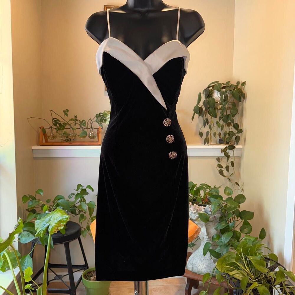 Betsy-adam Women's Black and White Dress